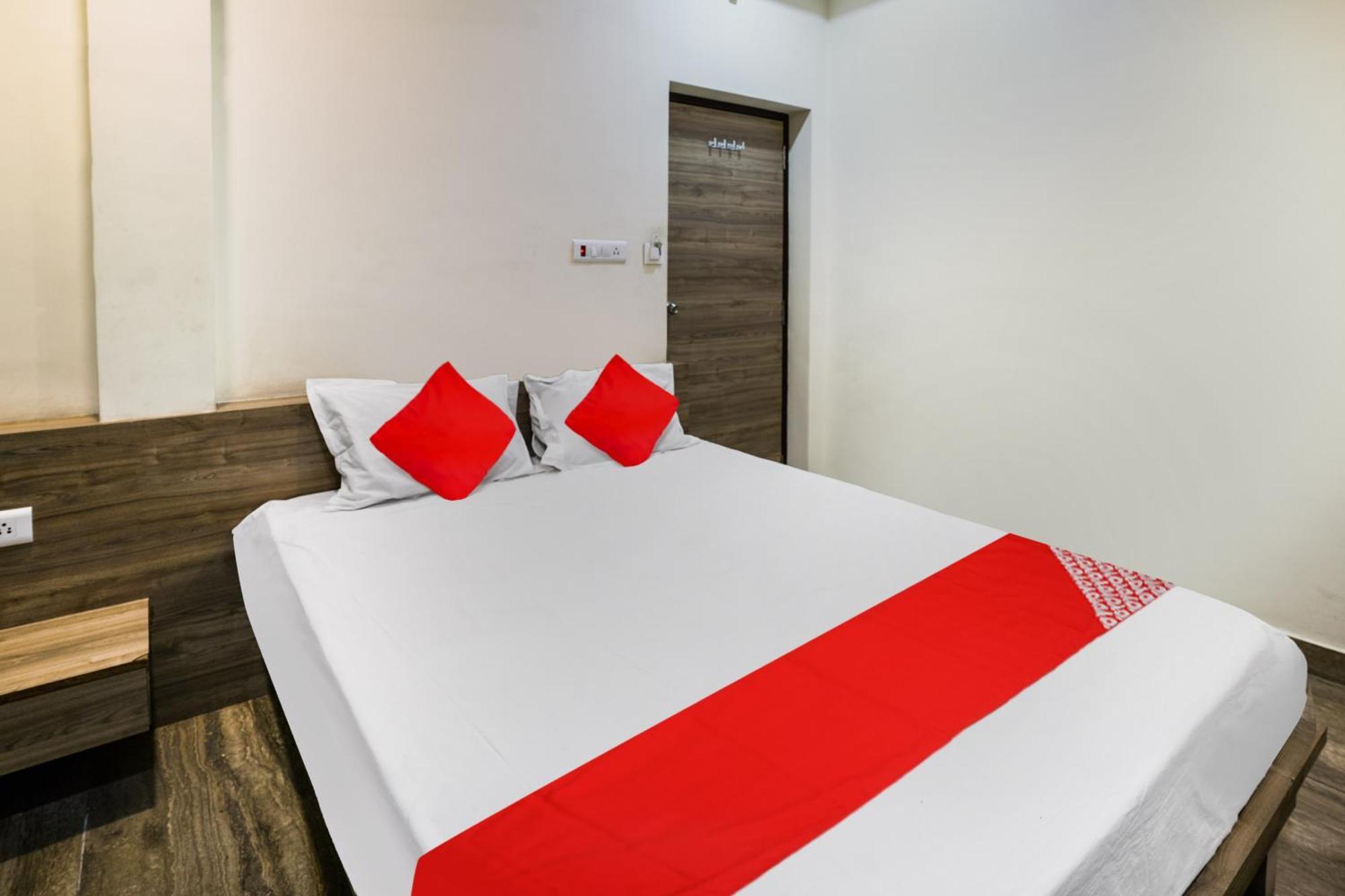 Hotel Oyo Flagship Pawan Park Vellore Exterior foto